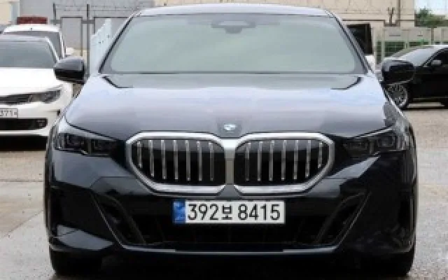 5시리즈 (G60) 530i xDrive